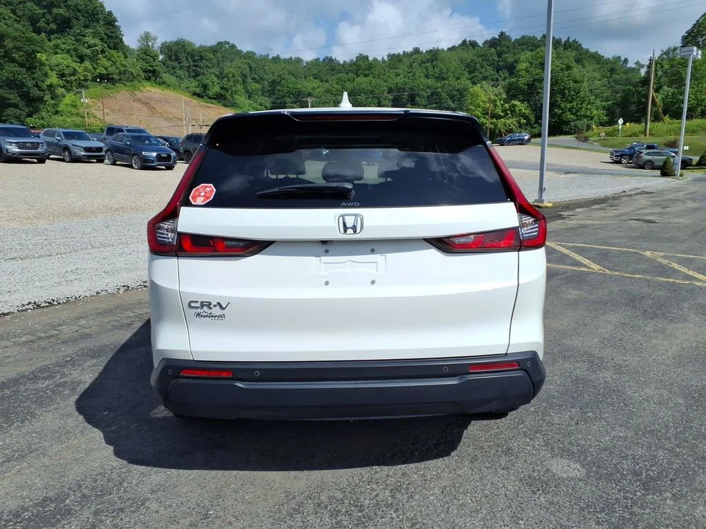 Used 2024 White Honda EX-L image 6