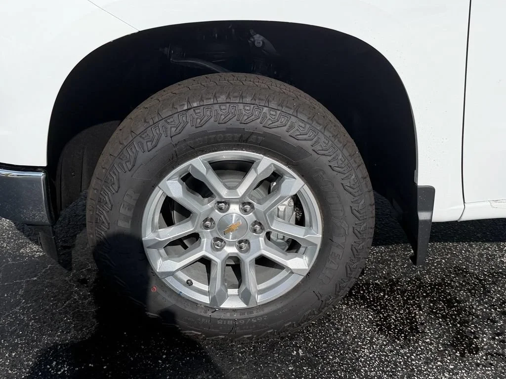 New 2026 Summit White Chevrolet LT image 13