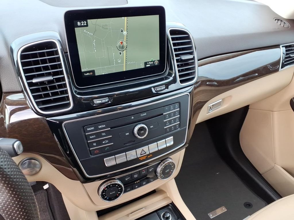 Used 2018 Gray Mercedes-Benz GLE 350 image 6