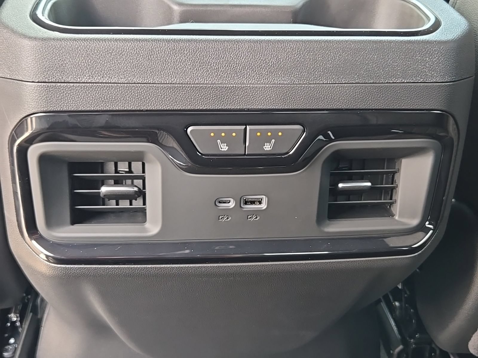 New 2026 Sterling Metallic GMC AT4 image 30