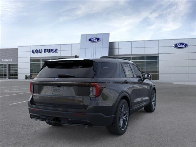 New 2026 Agate Black Metallic Ford ST-Line image 8