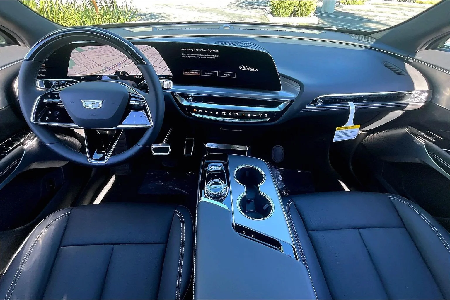 2027 Cadillac LYRIQ Premium Luxury - Photo 7