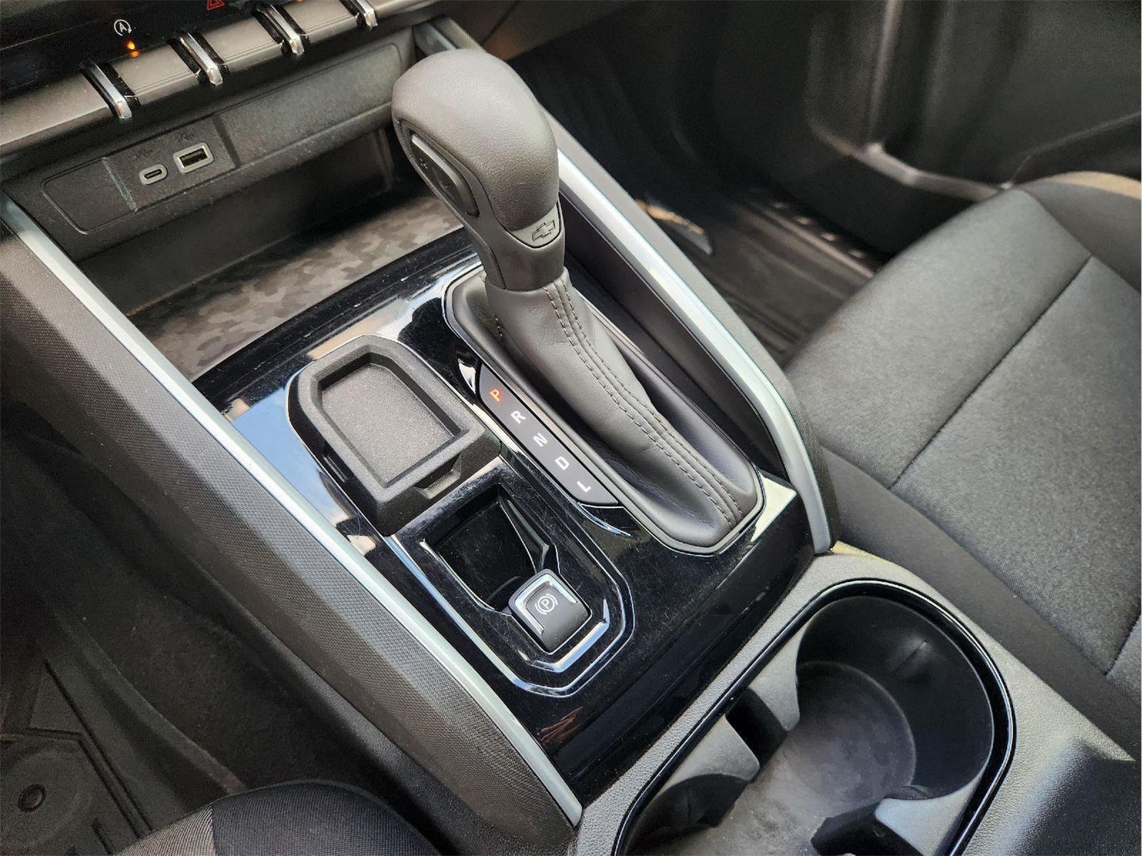 2025 Chevrolet Colorado Work Truck - Photo 19