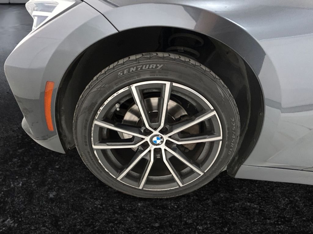 Used 2022 Gray BMW 330i image 27