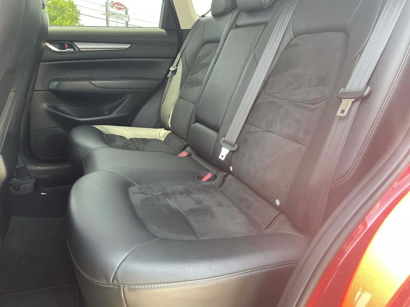 Used 2019  Mazda Touring image 23