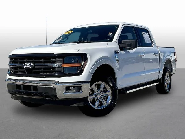 Used 2025 White Ford XLT image 3