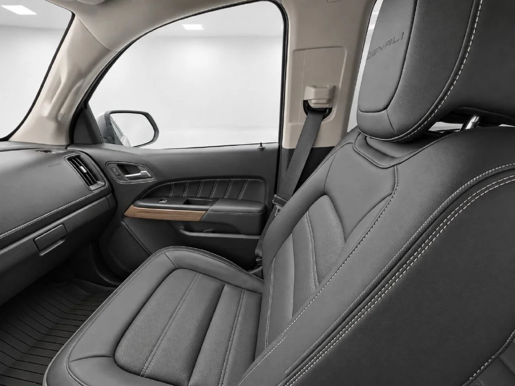 Certified Used 2022 Black GMC Denali image 31
