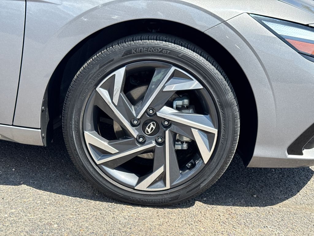 Used 2024 Silver Hyundai Limited image 7