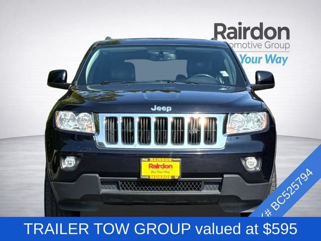 Used 2011 Blackberry Pearlcoat Jeep Laredo image 3