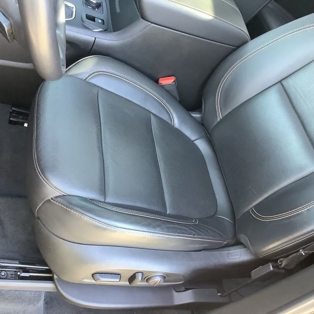 Used 2021 Black Cherry Metallic Chevrolet Premier image 8