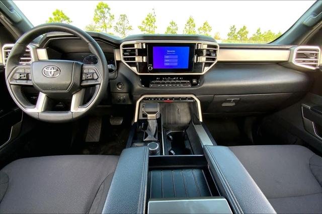 2025 Toyota Sequoia SR5 - Photo 14