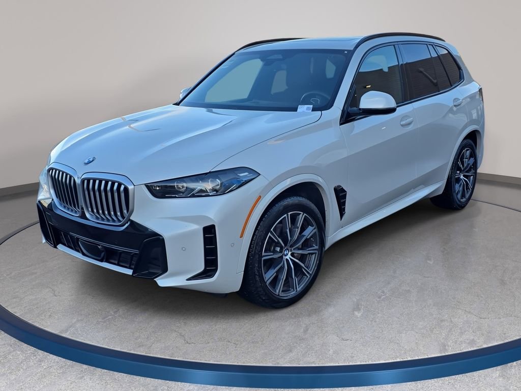 Used 2025 White BMW xDrive40i image 1
