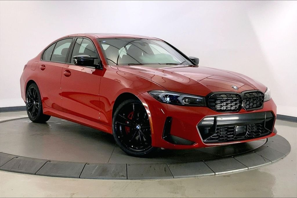 Used 2023 Melbourne Red Metallic BMW  image 1