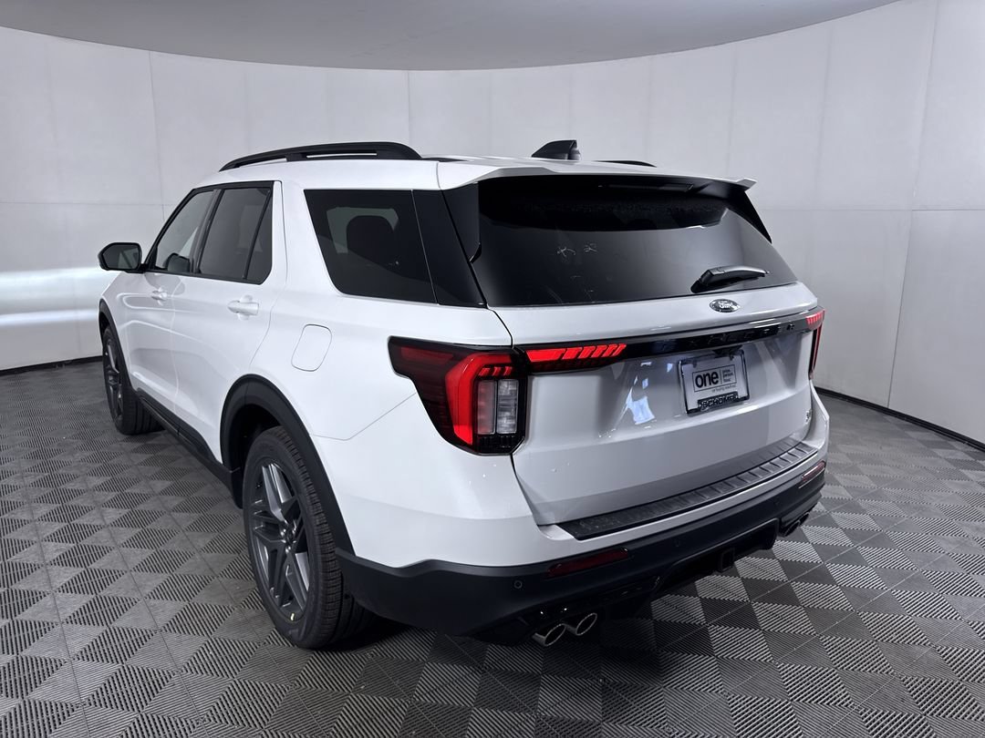 New 2026 Star White Metallic Tri-Coat Ford ST image 25