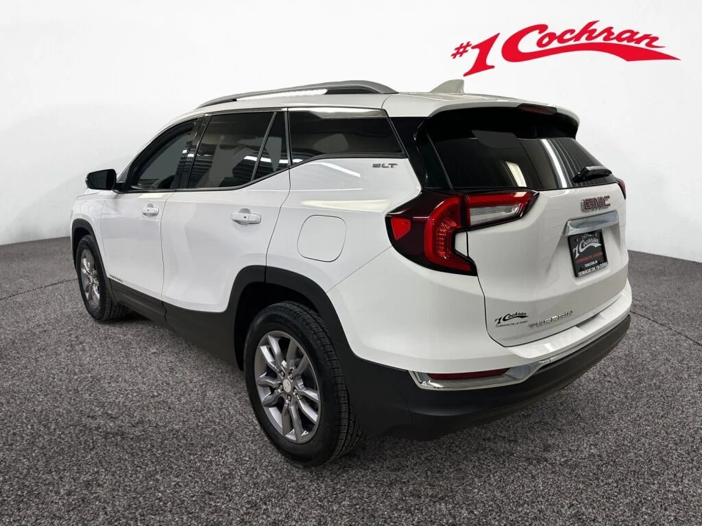 Used 2023 Summit White GMC SLT image 23