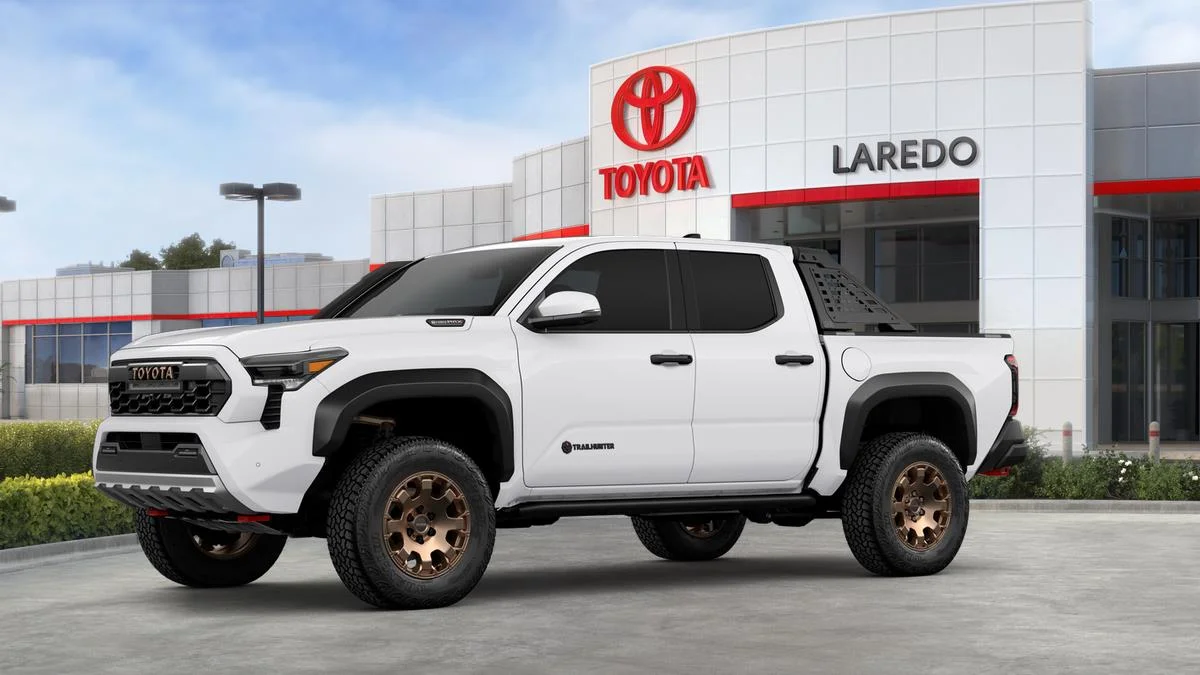 2026 Toyota Tacoma Trailhunter - Photo 3