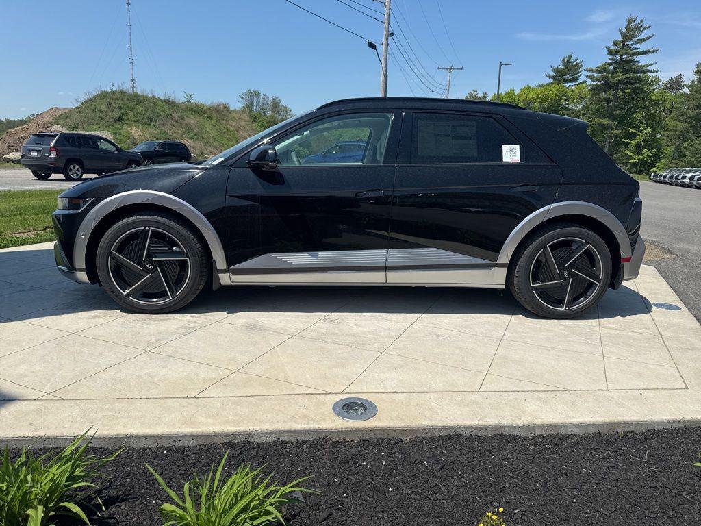 New 2026 Black Hyundai Limited image 4