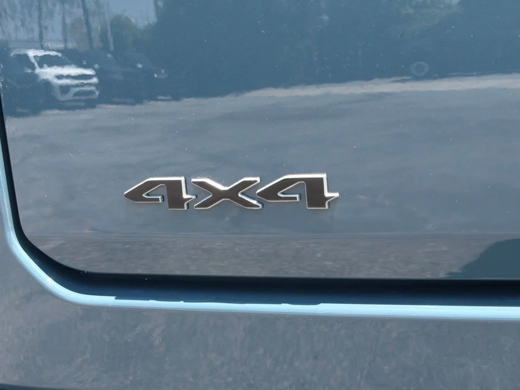 New 2026 Steel Blue Exterior Paint Jeep  image 14