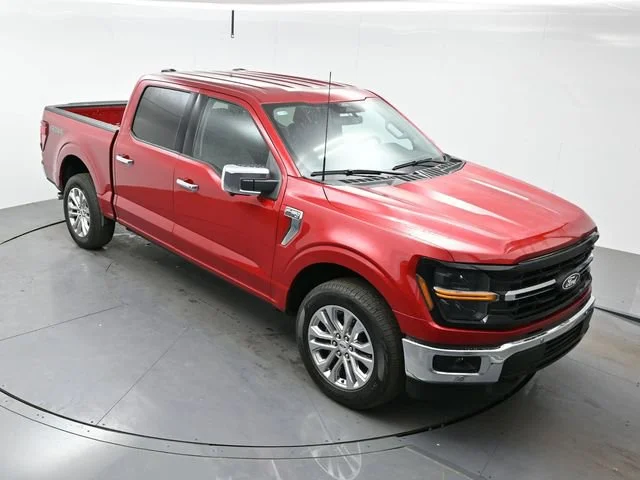 Used 2024 Rapid Red Met Tinted Cc Ford XLT image 30