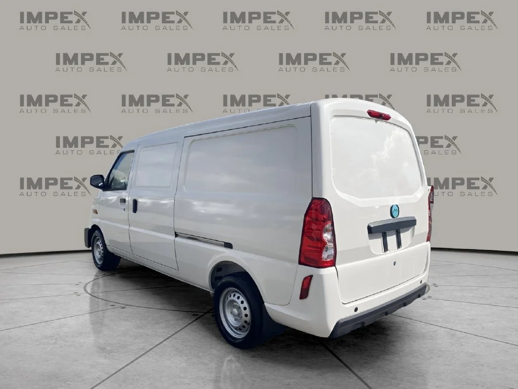 Used 2024  MULLEN  image 3