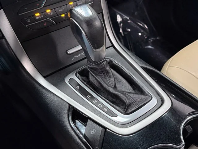 Used 2015 White Ford SEL image 30