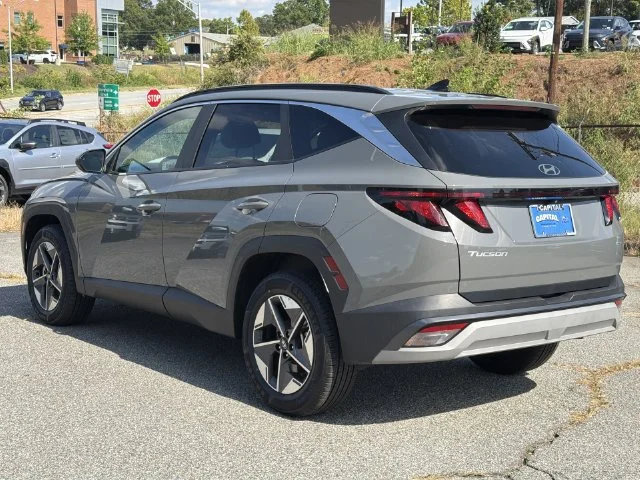 Used 2025 Gray Hyundai SEL image 11