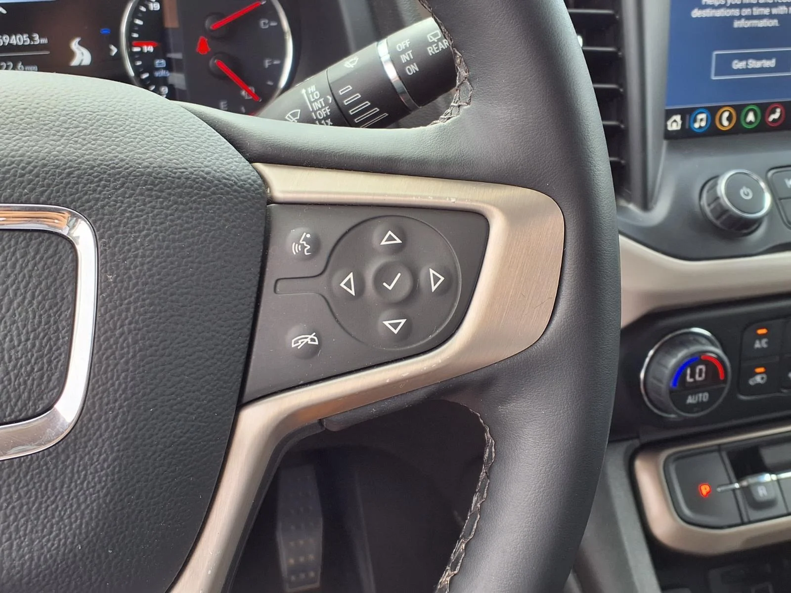 Used 2023 Volcanic Red Tintcoat GMC Denali image 29