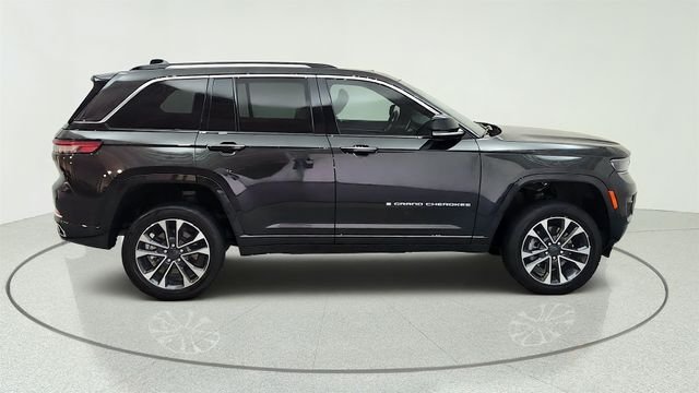 Used 2023 Brown Jeep Overland 4xe image 15