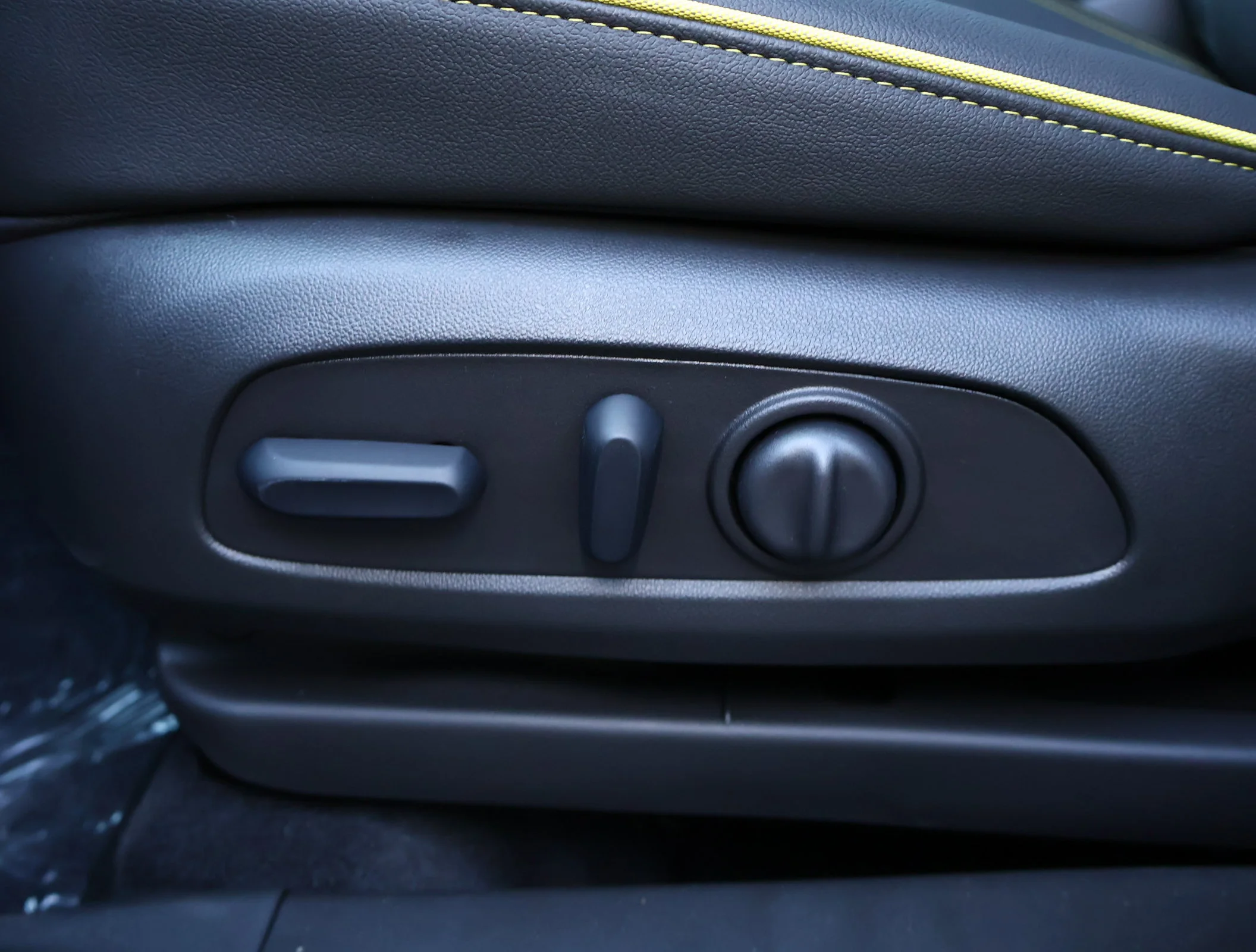 New 2026 Sterling Gray Metallic Chevrolet ACTIV image 11