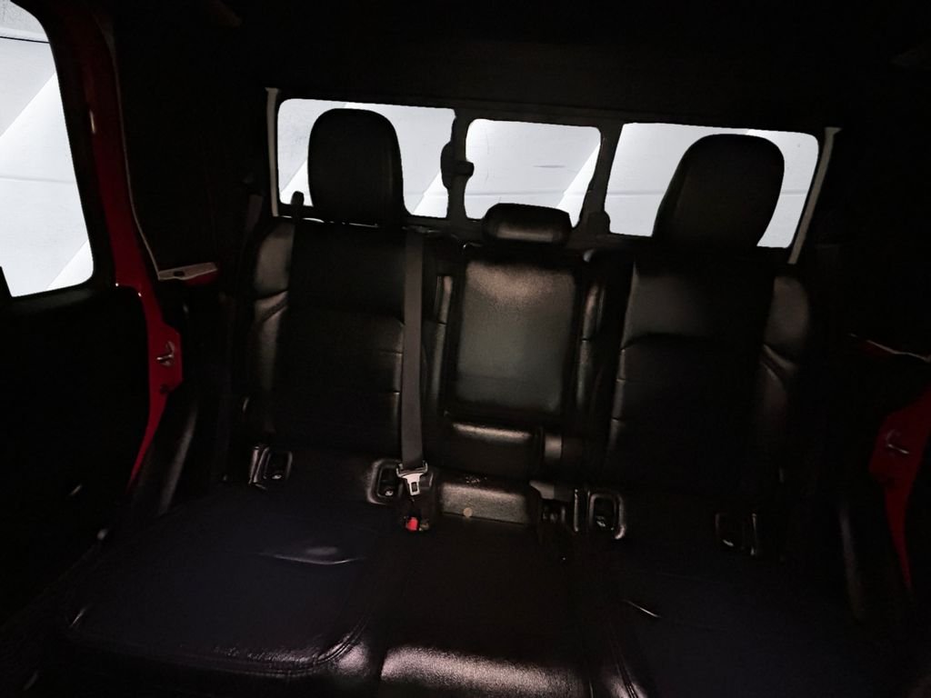 Used 2023 Red Jeep Texas Trail image 18