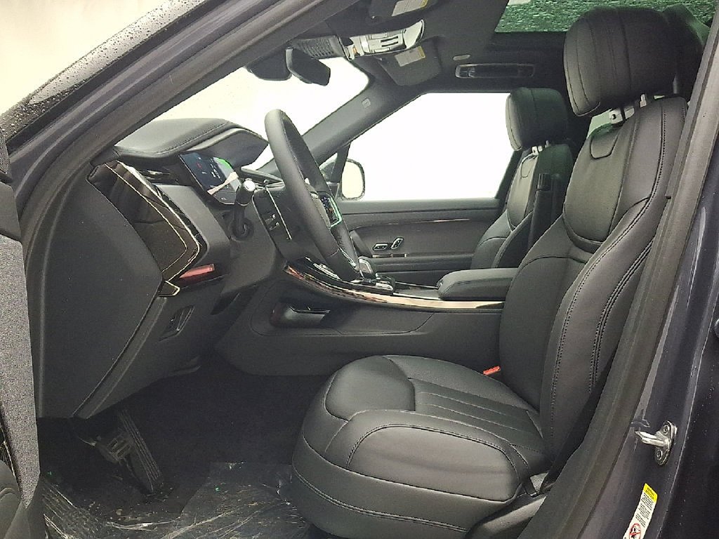 New 2026 Varesine Blue Land Rover SE image 10