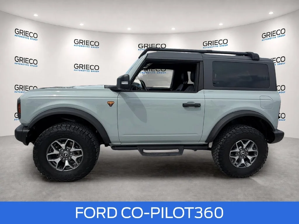 Certified Used 2023 Cactus Green / Gray Ford Badlands image 4