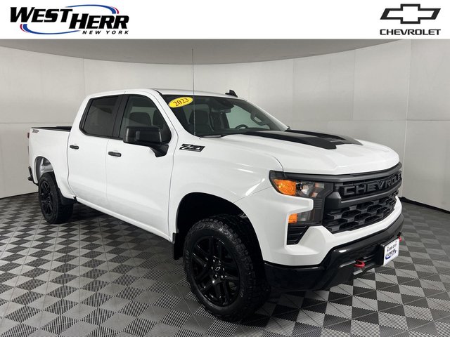 2023 Chevrolet Silverado 1500 Custom Trail Boss