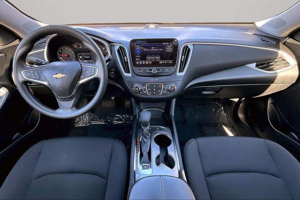 Used 2024 Gray Chevrolet LT image 7