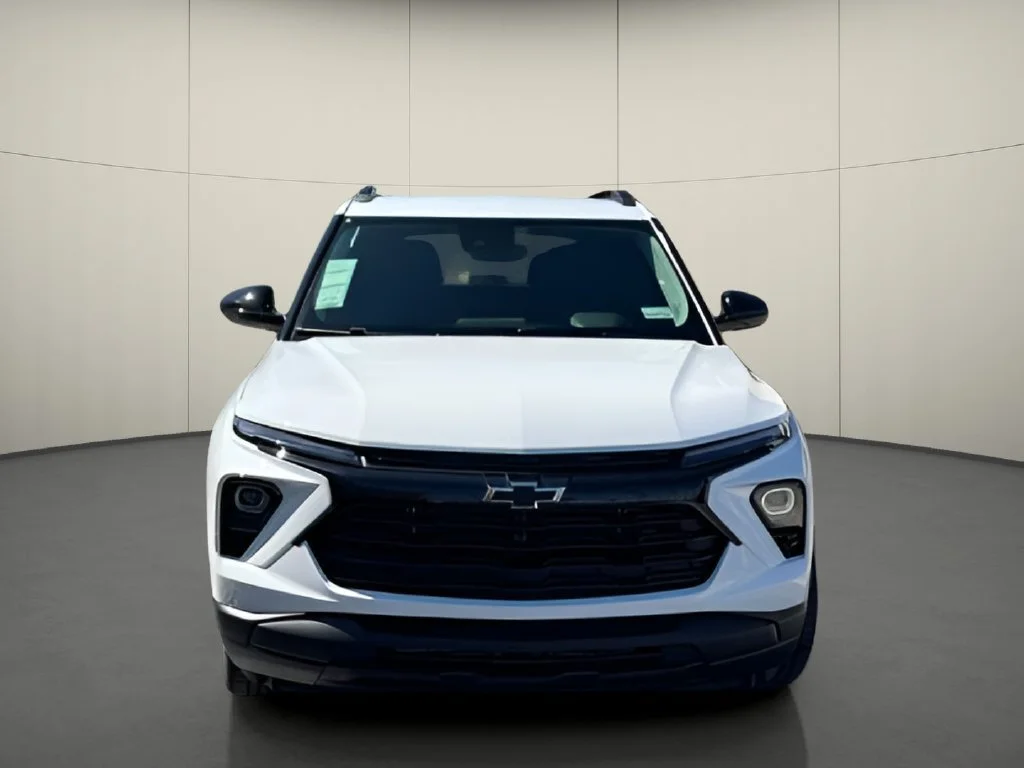 New 2026 Summit White Chevrolet LT image 5
