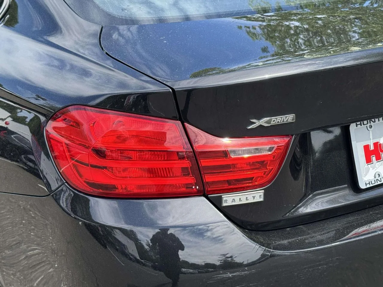 Used 2017 Black Sapphire Metallic BMW xDrive image 15