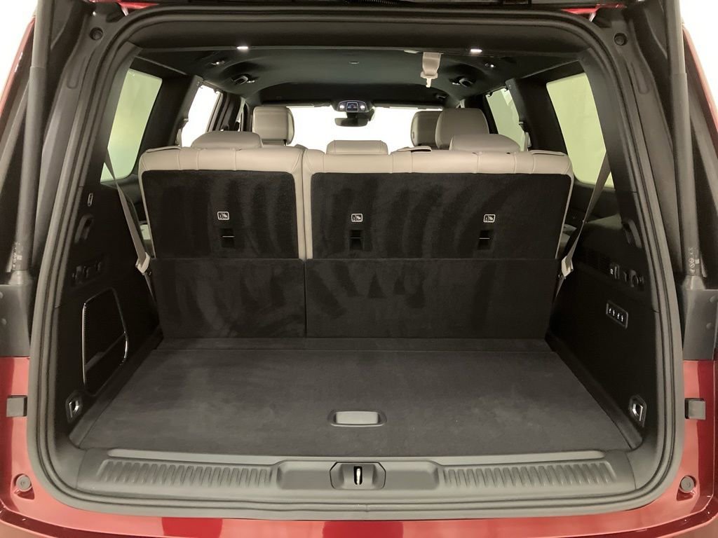 New 2026 Velvet Red Pearl-Coat Exterior Paint Jeep Limited Altitude image 16
