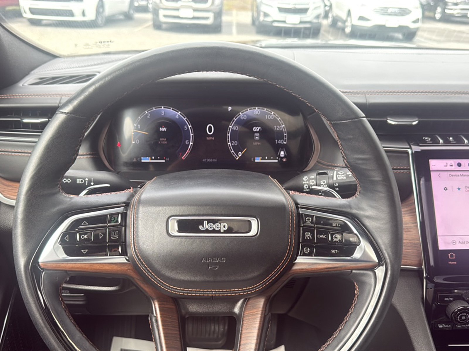 Used 2023 Rocky Mountain Pearlcoat Jeep Summit 4x4 image 19