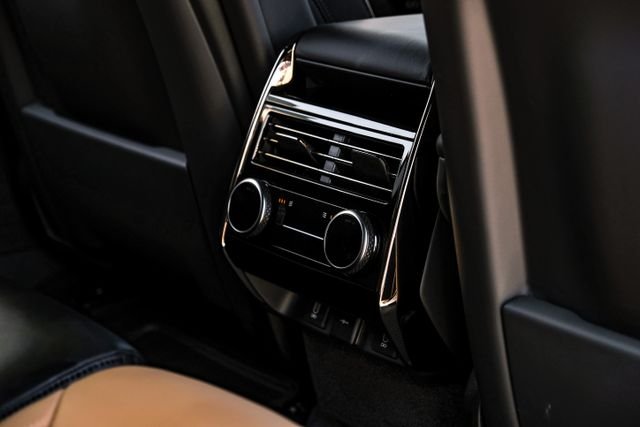 New 2026  Land Rover Dynamic SE image 45