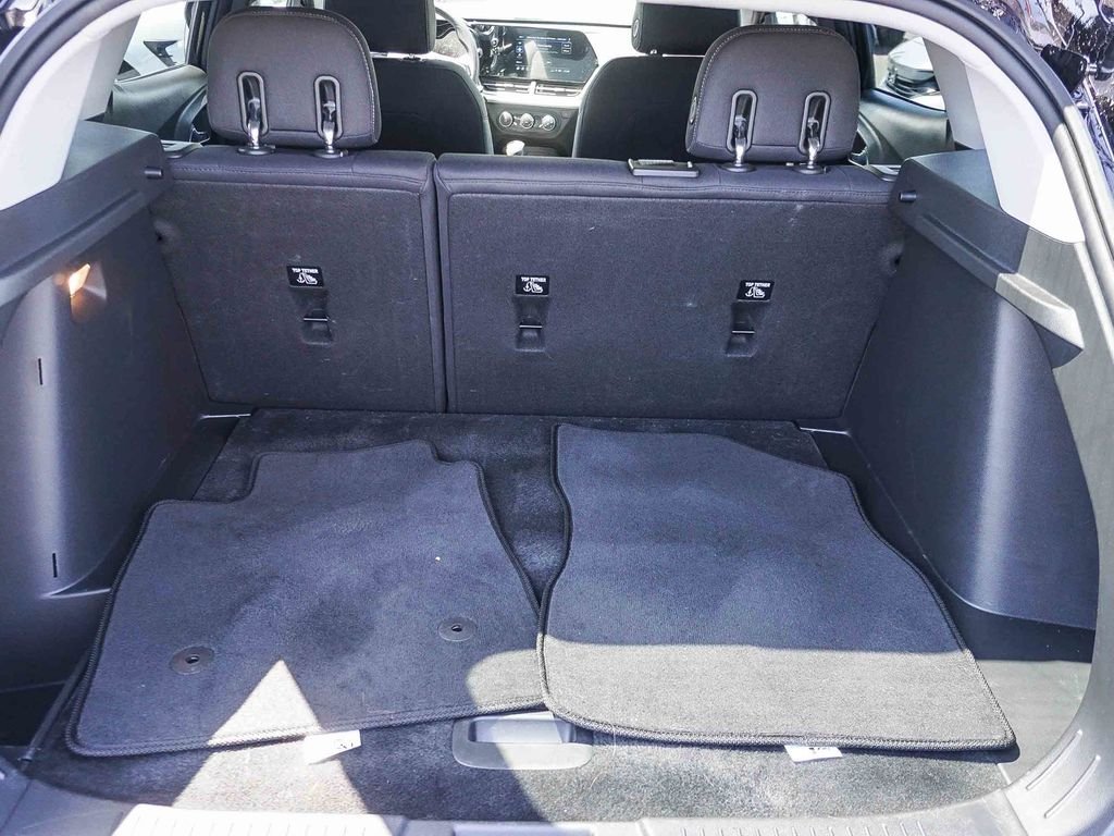 Used 2026 Black Chevrolet LS image 24