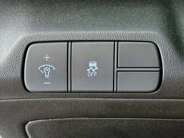 New 2026 Hyundai ELANTRA SEL Sport