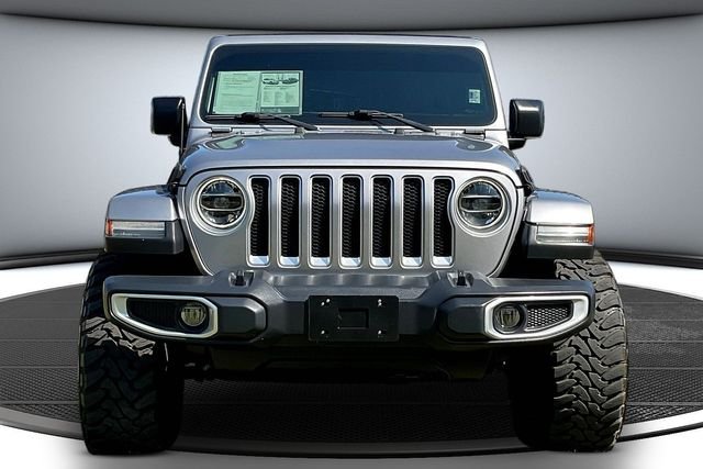 Used 2020 Silver Jeep Unlimited Sahara image 2