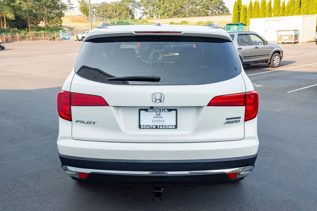 Certified Used 2017 White Diamond Pearl Honda AWD Touring image 12