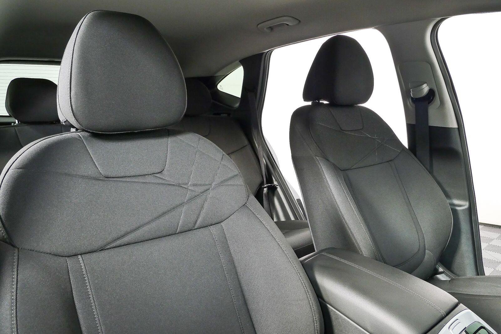 Used 2022 Portofino Gray Hyundai SEL image 21