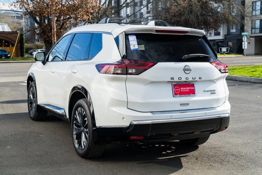New 2026 Everest White Pearl TriCoat Nissan Platinum image 4
