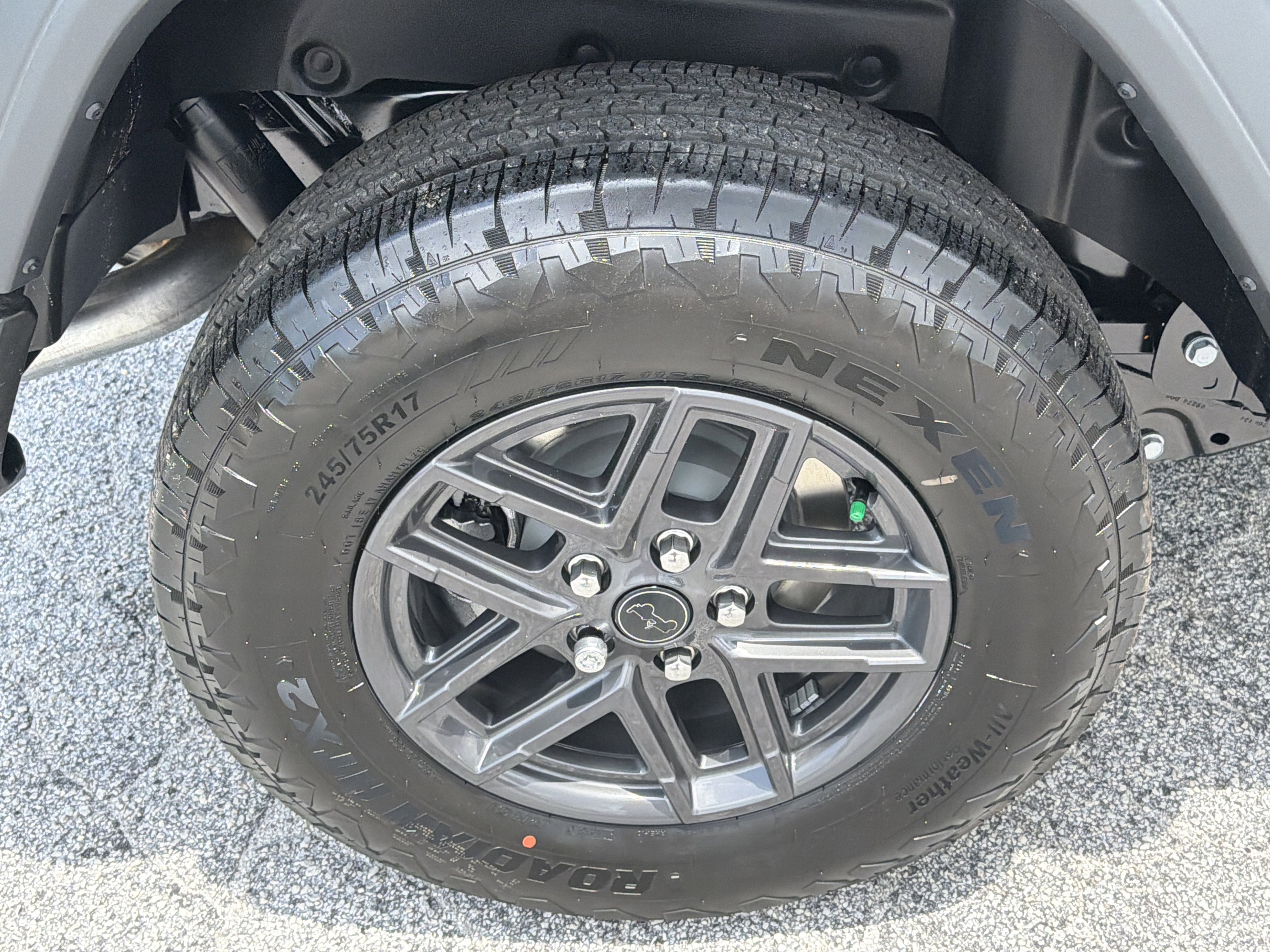 New 2026 Anvil Clear-Coat Exterior Paint Jeep Sport S image 18