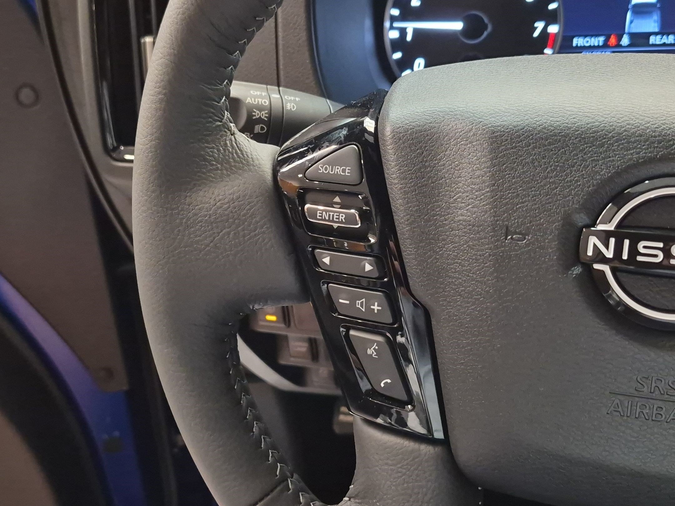 New 2027 Bluestone Pearl Nissan Crew Cab SV image 15