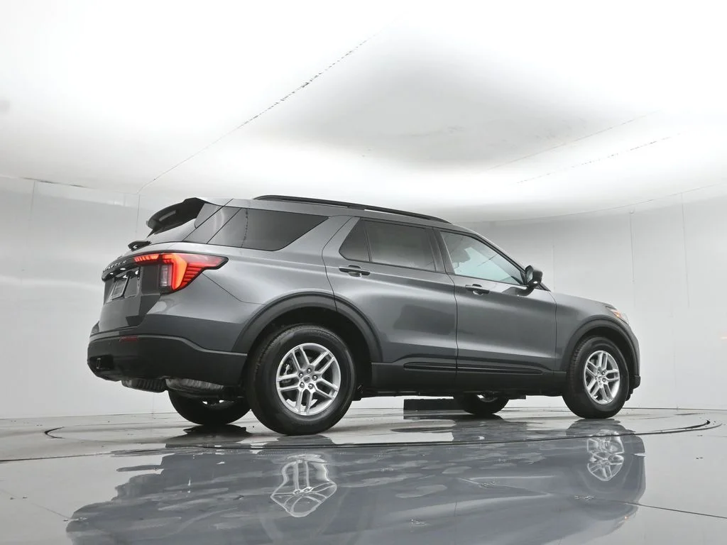 New 2026 Gray Ford Active image 48