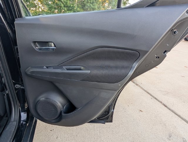Used 2021 Black Nissan SV Xtronic CVT image 30