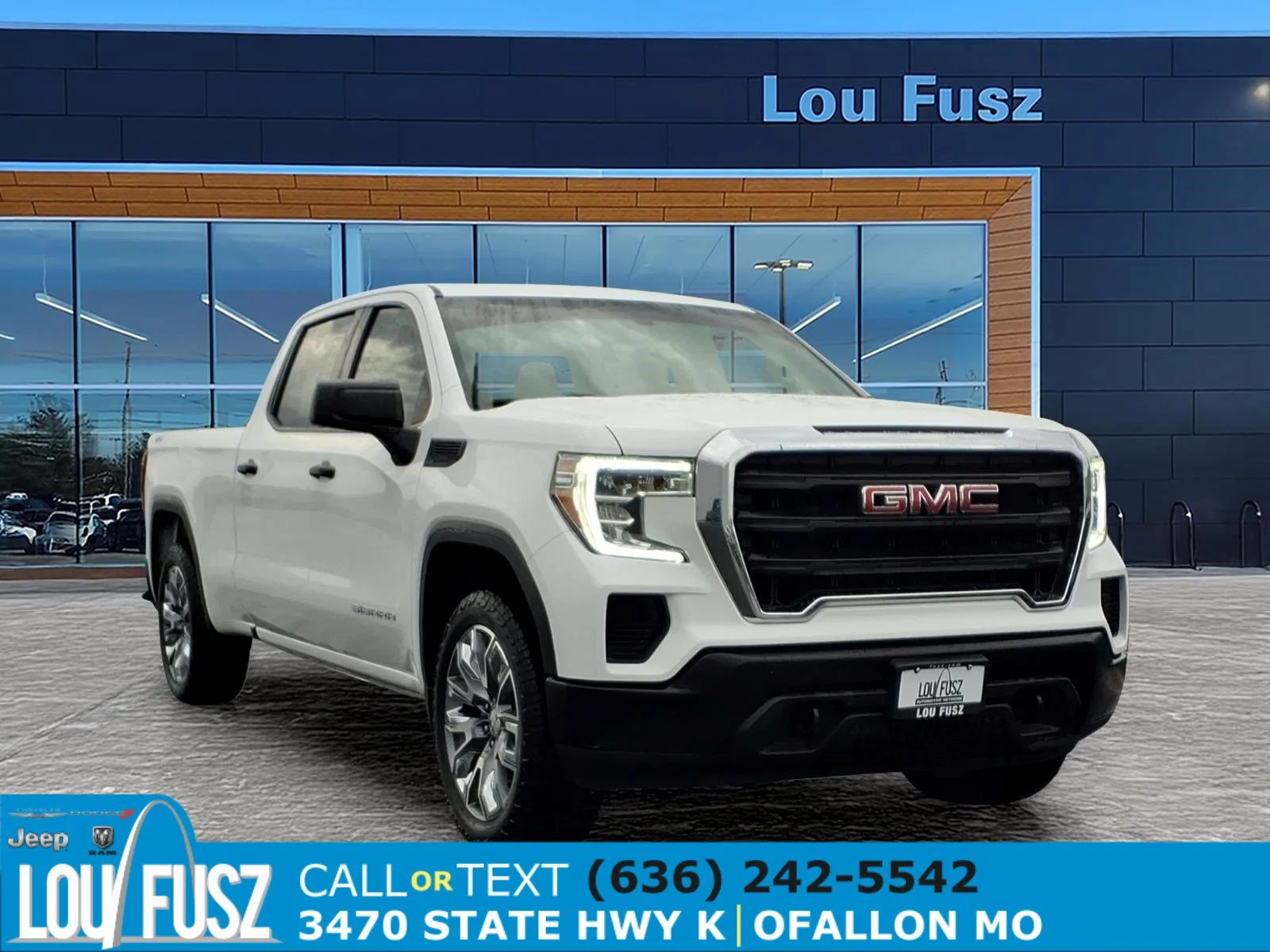 Used 2021 Summit White GMC Base image 1